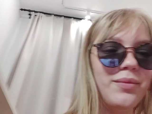 LittleForestELF2's BongaCams show and profile