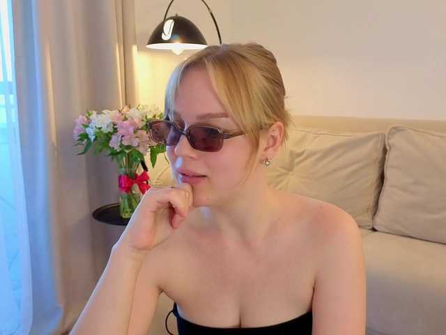 LittleForestELF2 live cam on BongaCams