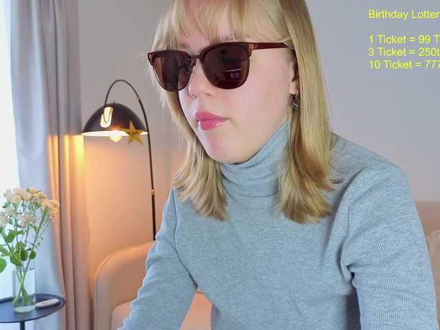 LittleForestELF2 live cam on BongaCams
