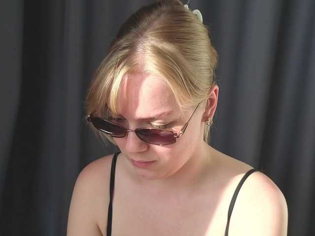 littleforestelf2 cam belle