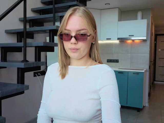 LittleForestELF2 live cam on BongaCams