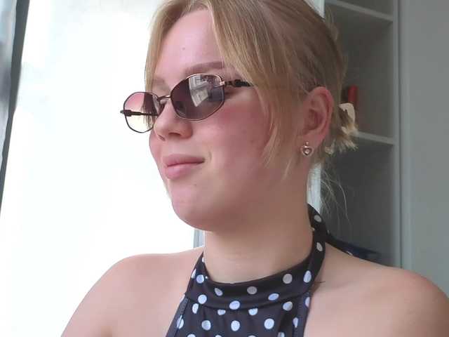 LittleForestELF2 live cam on BongaCams