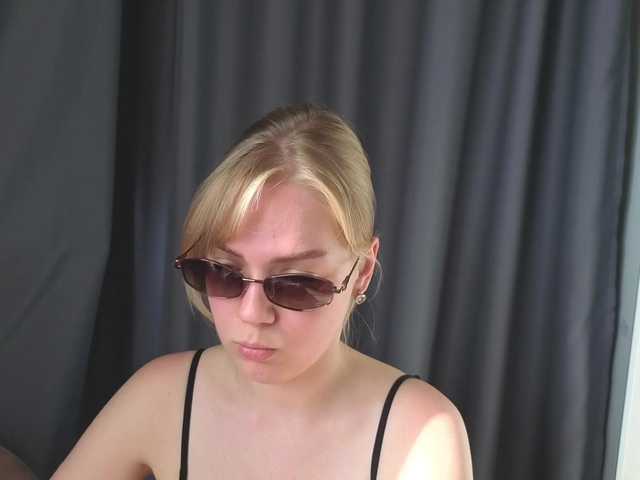 LittleForestELF2 live cam on BongaCams