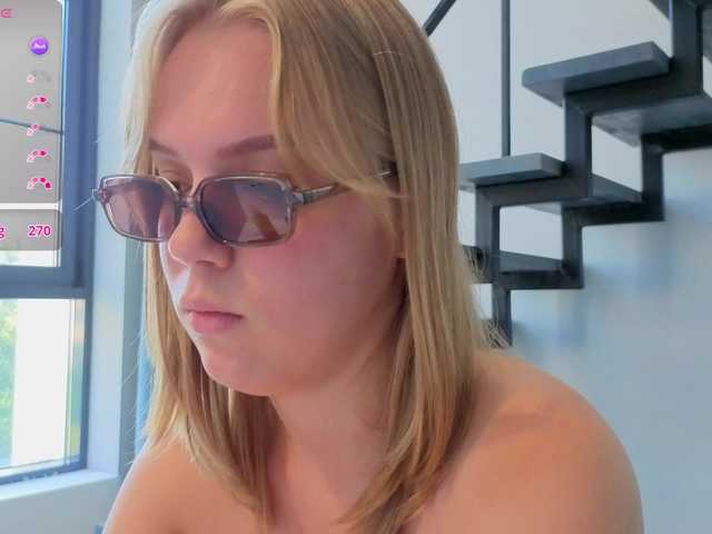 LittleForestELF2 live cam on BongaCams