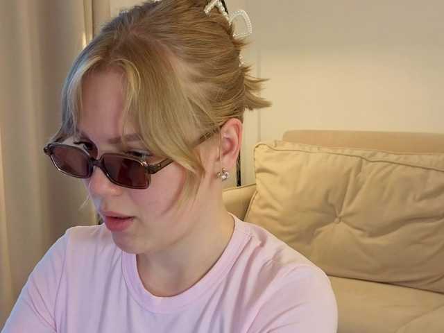 LittleForestELF2 live cam on BongaCams