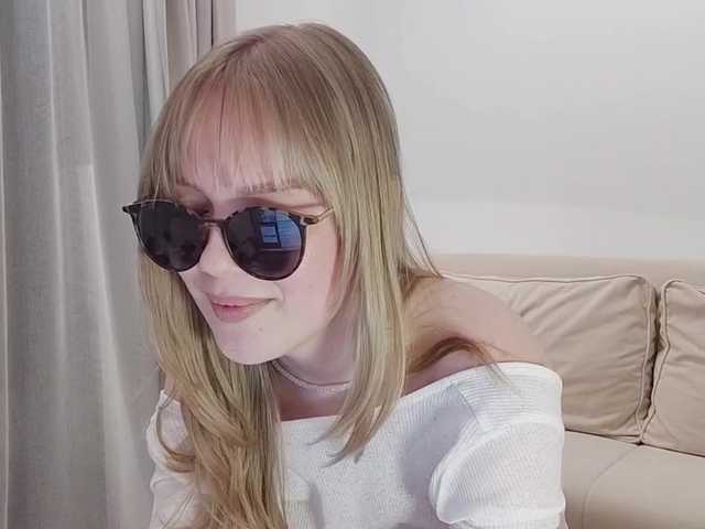 LittleForestELF2's BongaCams show and profile