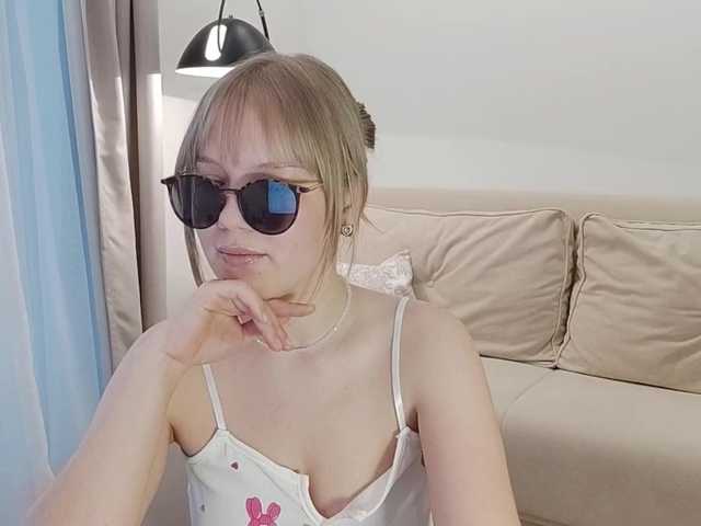 LittleForestELF2's BongaCams show and profile