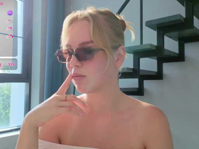 LittleForestELF2 live cam on BongaCams