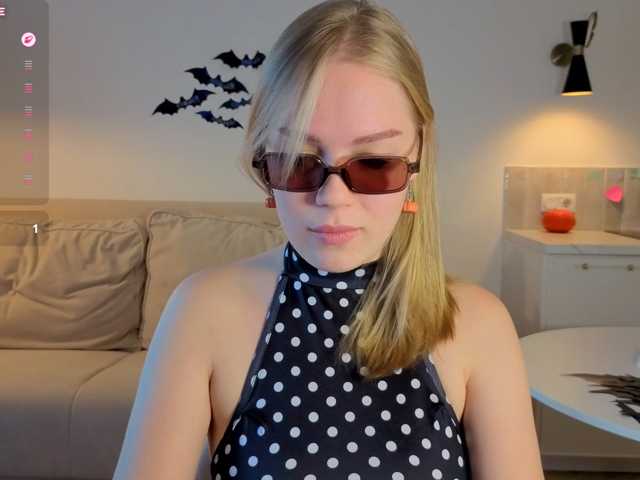 LittleForestELF2 live cam on BongaCams