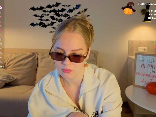 LittleForestELF2 live cam on BongaCams