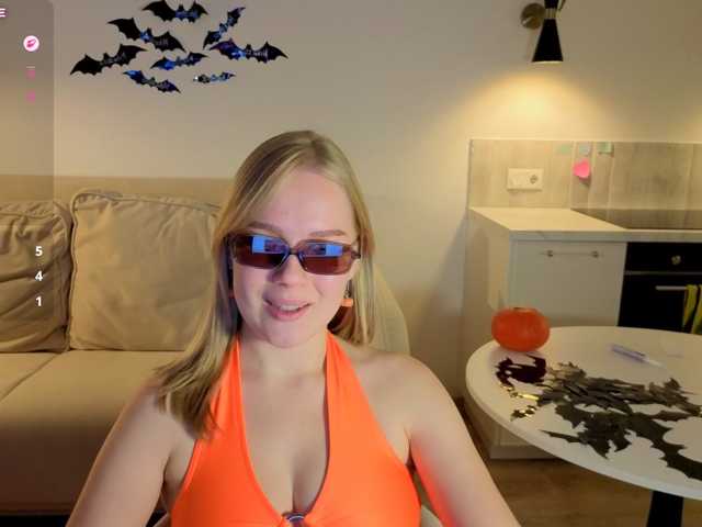 LittleForestELF2 live cam on BongaCams