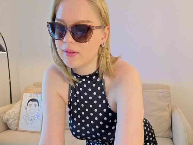 LittleForestELF2 Live Webcam on BongaCams