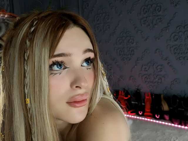 BrattyScarlet