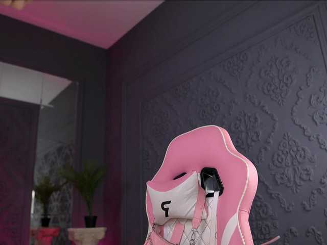 BrattyScarlet