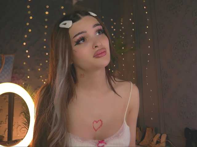 BrattyScarlet