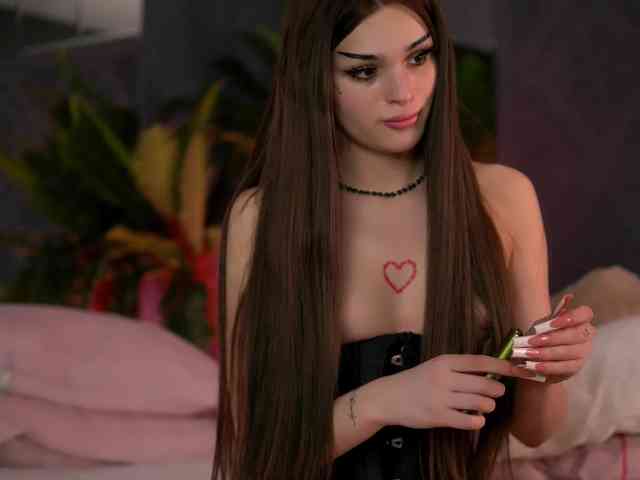 BrattyScarlet Live Webcam on BongaCams