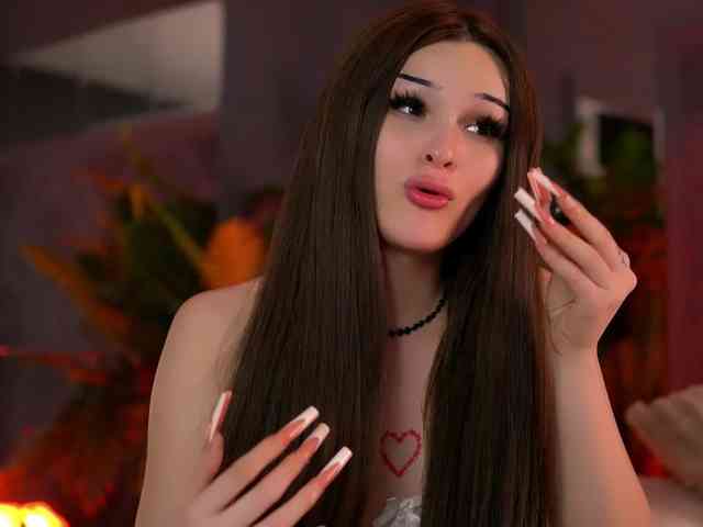 BrattyScarlet