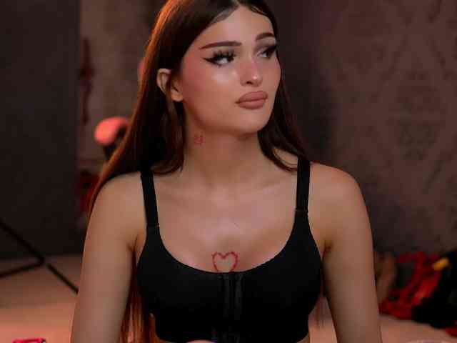 BrattyScarlet Sex Cam Show