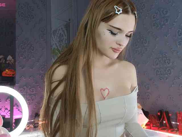 BrattyScarlet