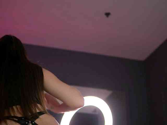 BrattyScarlet Sex Cam Show