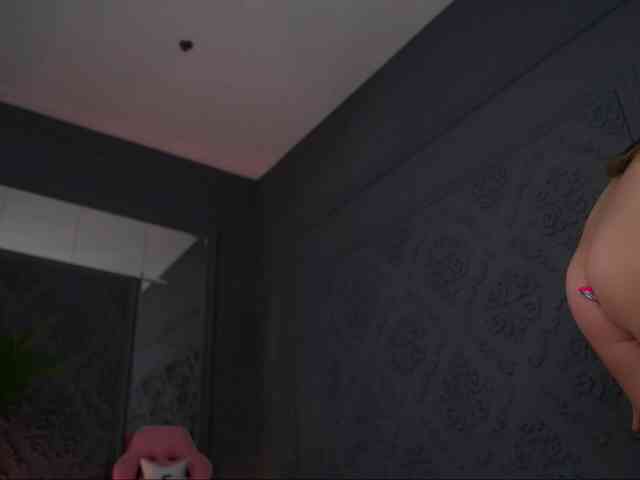 BrattyScarlet Live Webcam on BongaCams