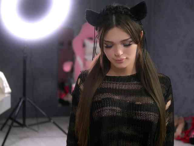 BrattyScarlet