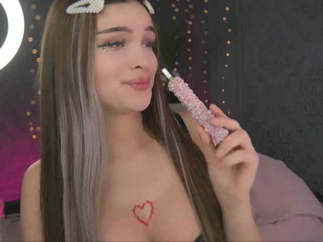 BrattyScarlet