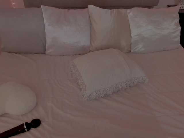 lau123 live cam on BongaCams