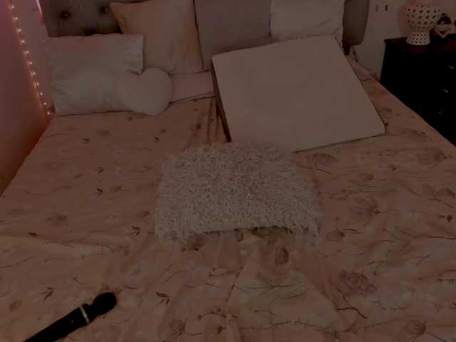 lau123 live cam on BongaCams