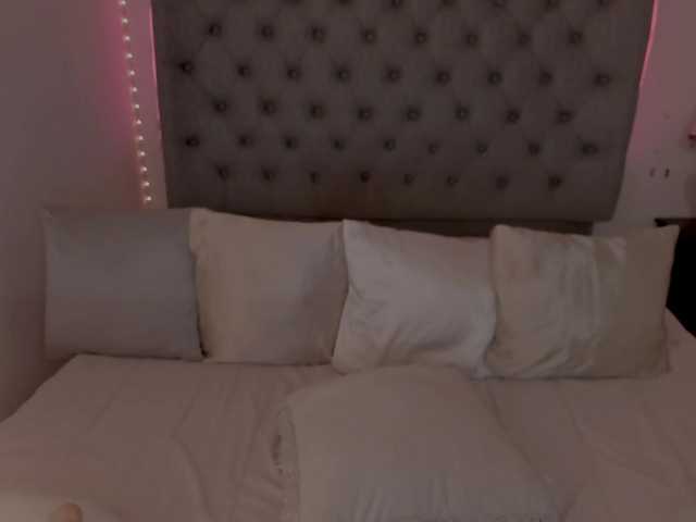 lau123 live cam on BongaCams