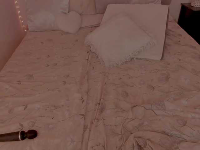 lau123 live cam on BongaCams