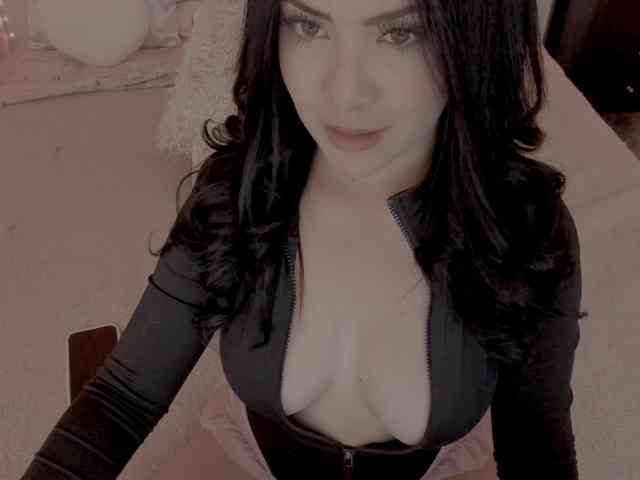 lau123 webcam
