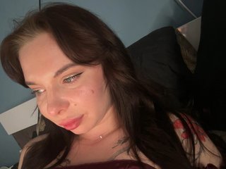 Lady-not-shy Porn Show