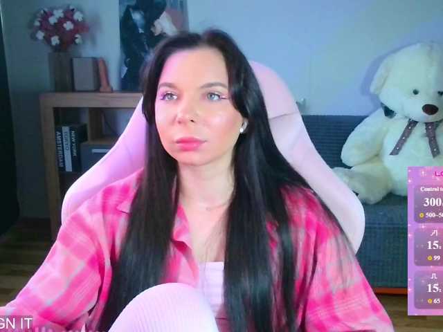 Lady-not-shy live cam on BongaCams