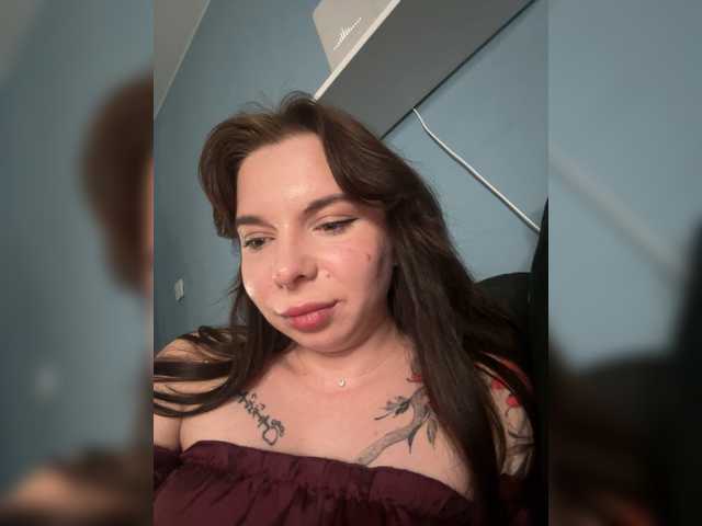 Lady-not-shy