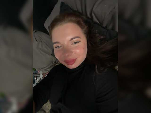 Lady-not-shy live cam on BongaCams