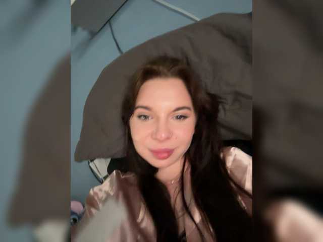Lady-not-shy live cam on BongaCams