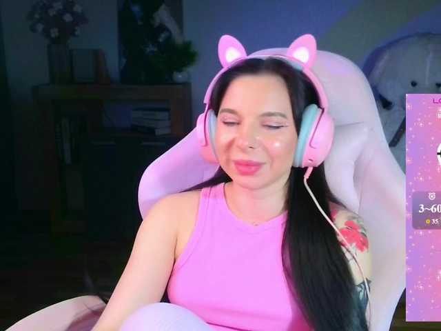 Lady-not-shy live cam on BongaCams