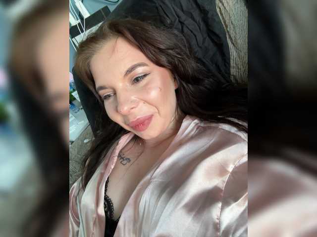 Lady-not-shy live cam on BongaCams