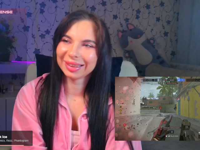 SAS-SoleTease live cam