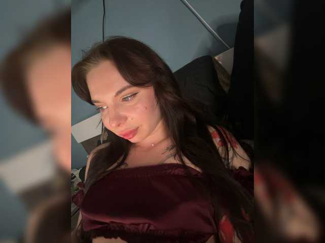 Lady-not-shy live cam on BongaCams