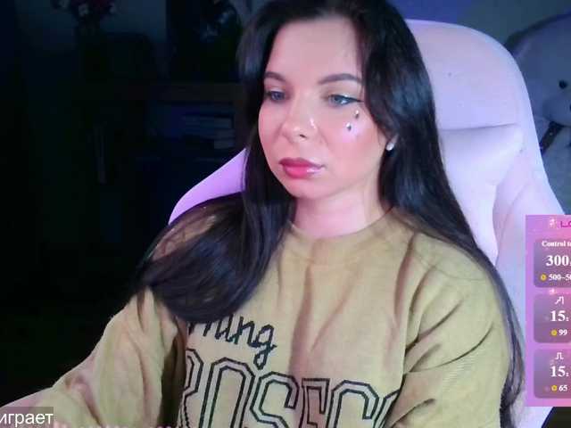 Lady-not-shy live cam on BongaCams