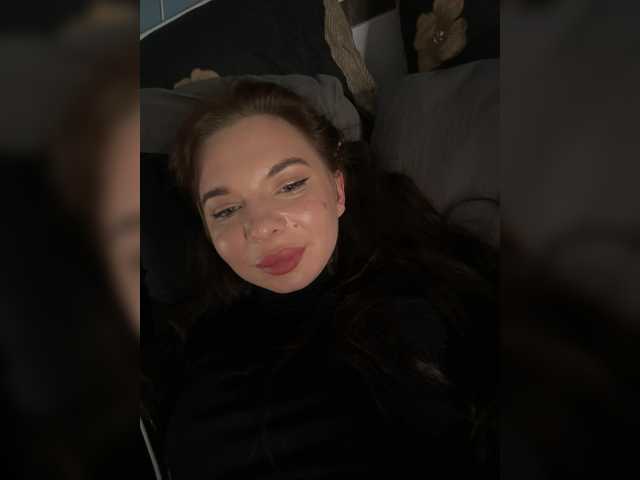 Lady-not-shy live cam on BongaCams