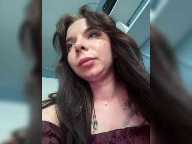 Lady-not-shy Live Webcam on BongaCams