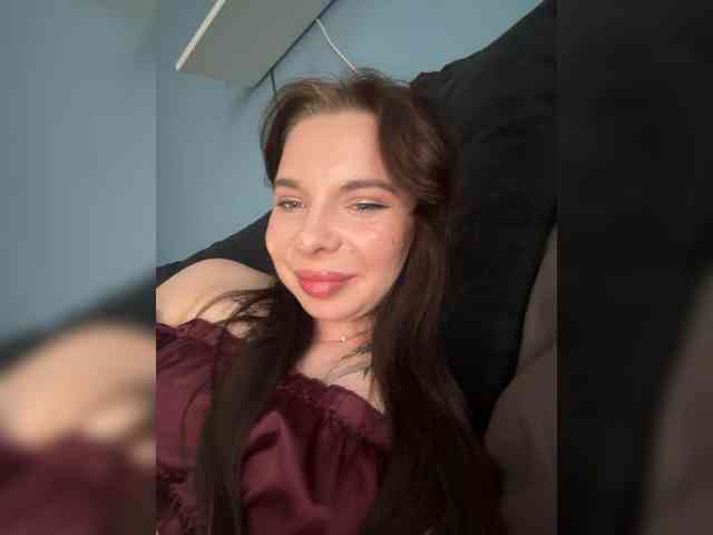 Lady-not-shy Live Webcam on BongaCams