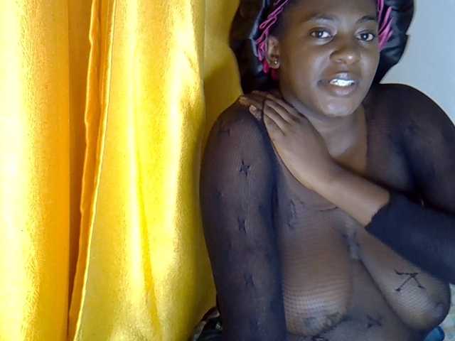 Ebonyj live cam on BongaCams