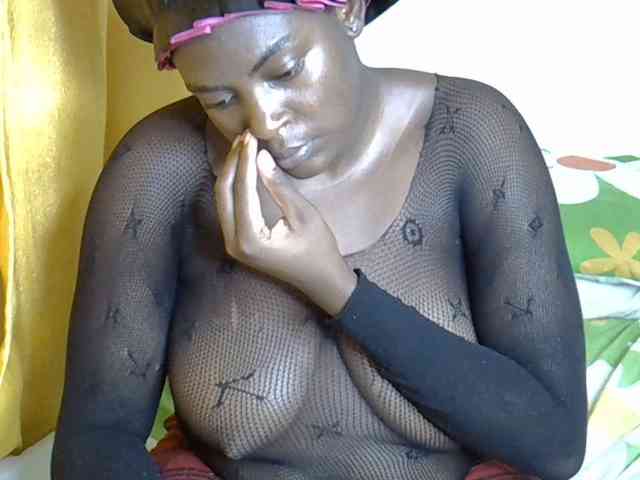 Ebonyj