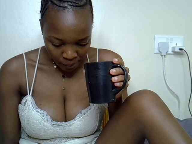 Ebonyj webcam
