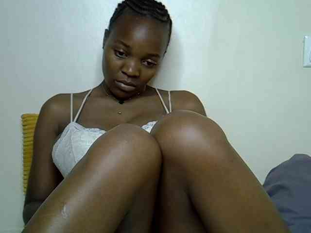 Ebonyj webcam