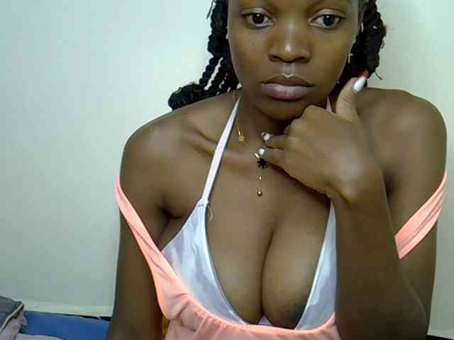Ebonyj webcam